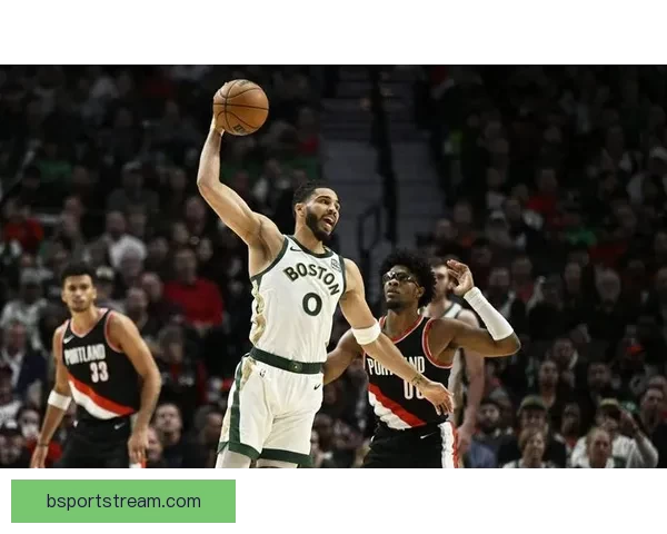 塔图姆复出首秀豪取三双领凯尔特人本赛季战绩十胜两负